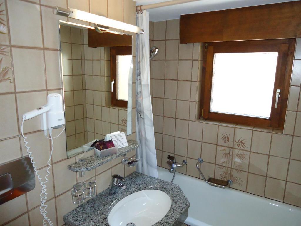 Hotel Monte-Moro Saas-Almagell Dış mekan fotoğraf
