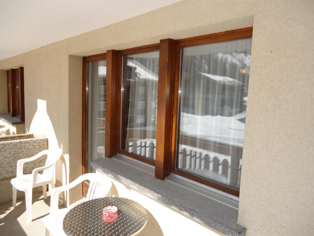 Hotel Monte-Moro Saas-Almagell Oda fotoğraf